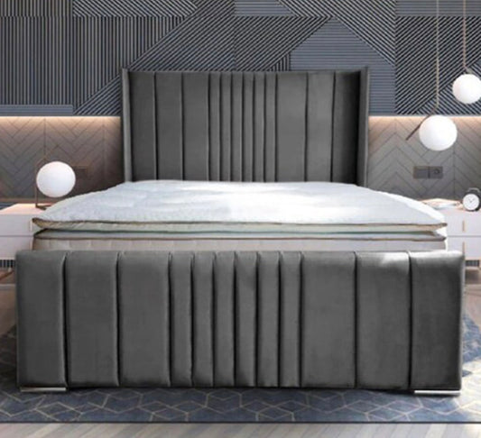 Cape upholstered bed